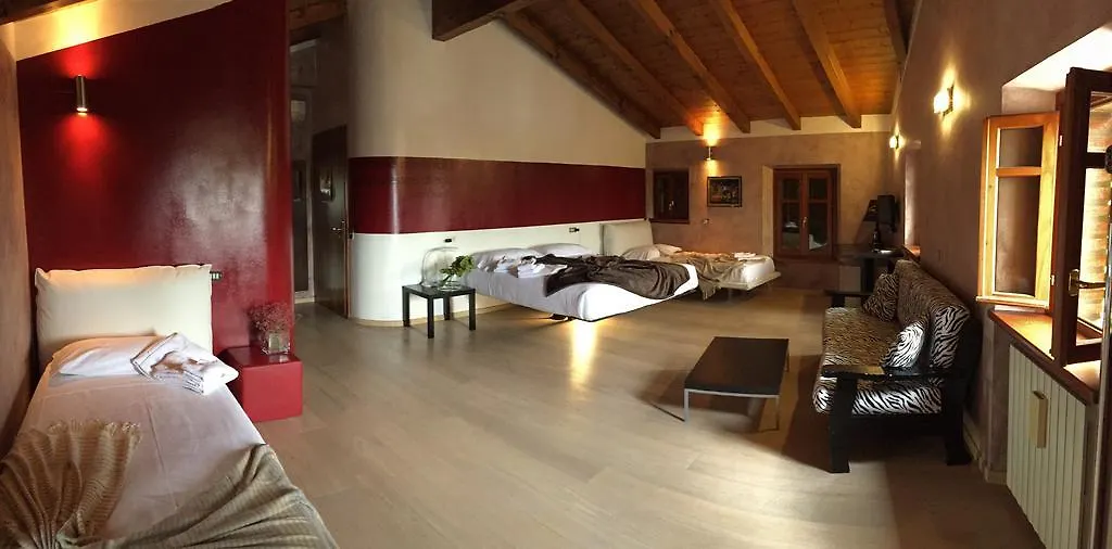 Albergo Al Cacciatore Tortellinando ヴァレッジョ・スル・ミンチョ
